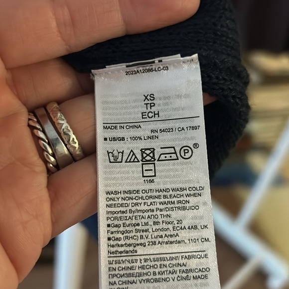 Linen Banana Republic Navy Blue Knit Tank Top - Picture 4 of 6